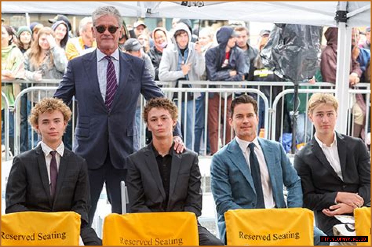 Unveiling The Secrets: Height And Weight Of Hollywood Star Matt Bomer