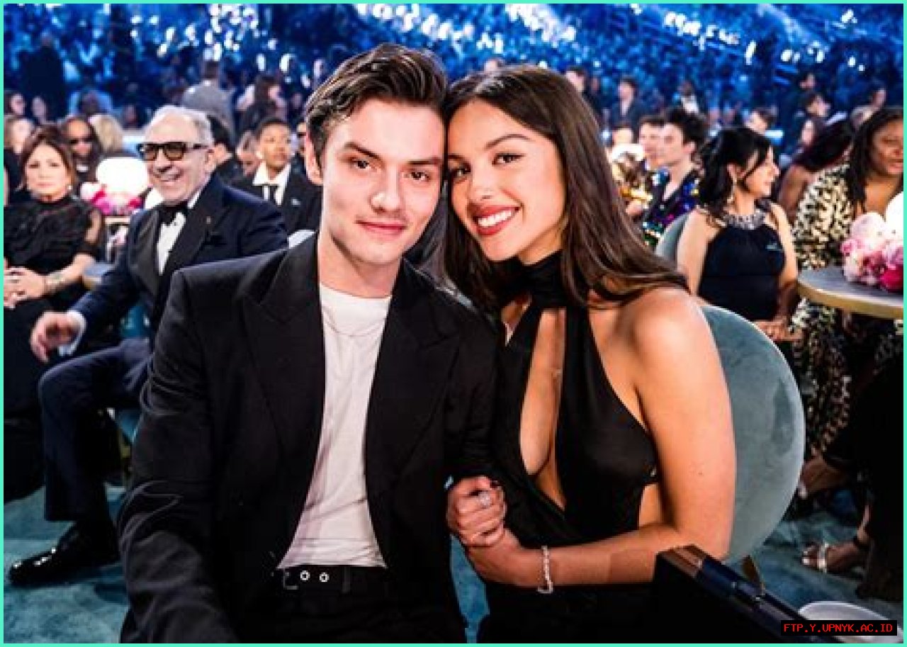 Unveiling The Truth: Exploring Olivia Rodrigo's Father's Identity