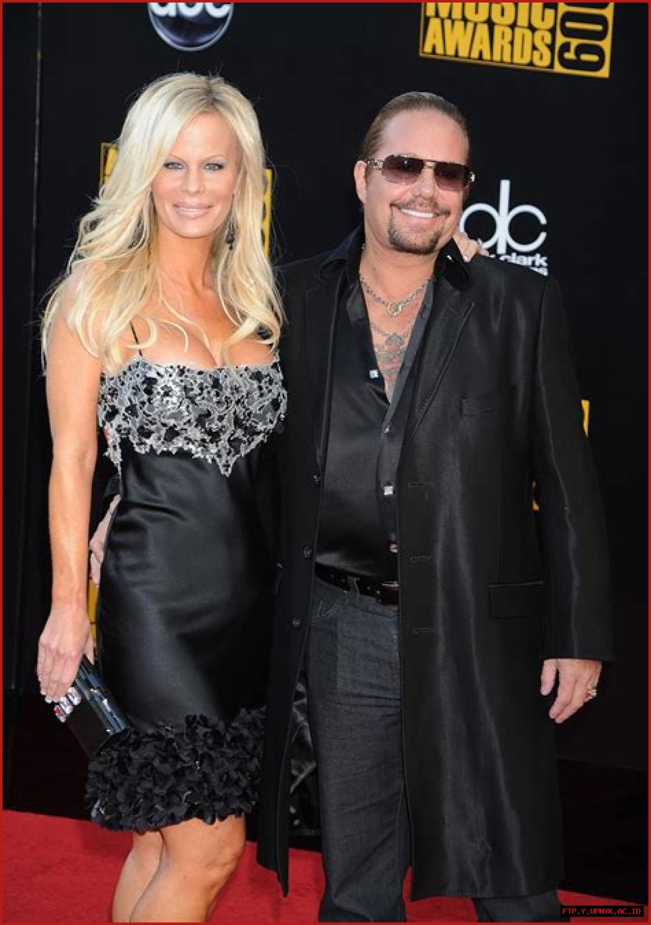 Vince Neil's Marriage History: A Look Into His Past Relationships