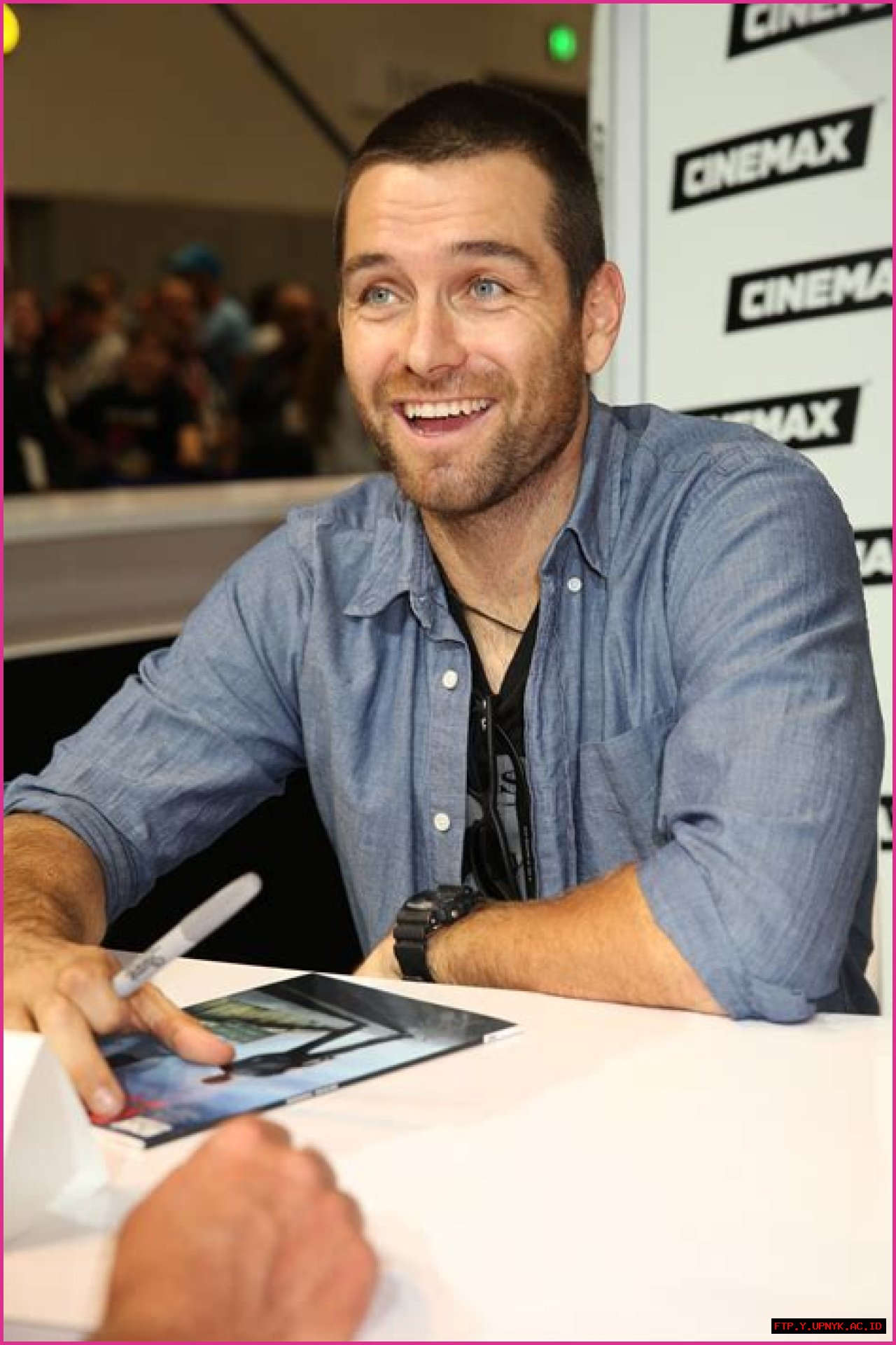 Where Was Antony Starr Born