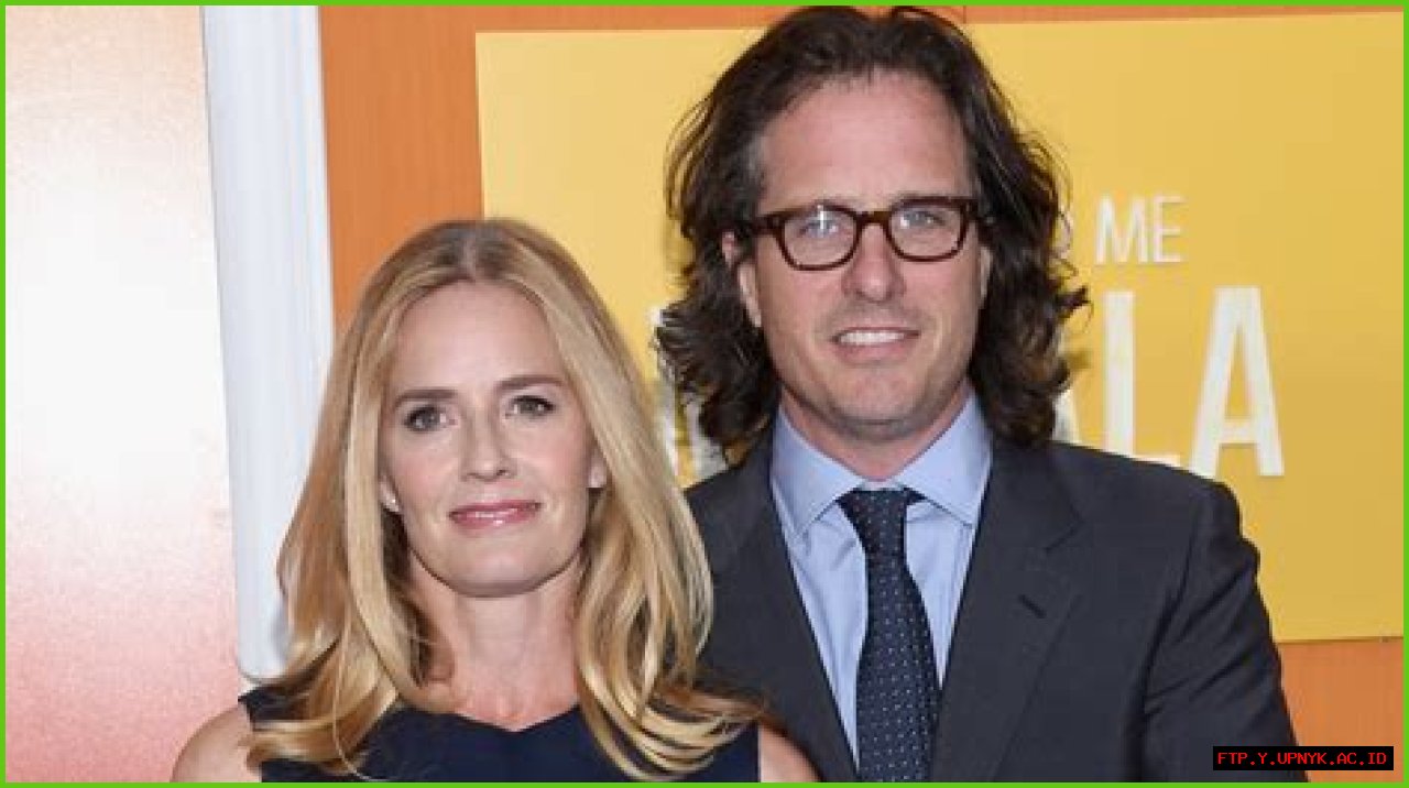 Who Is Elisabeth Shue's Current Husband?