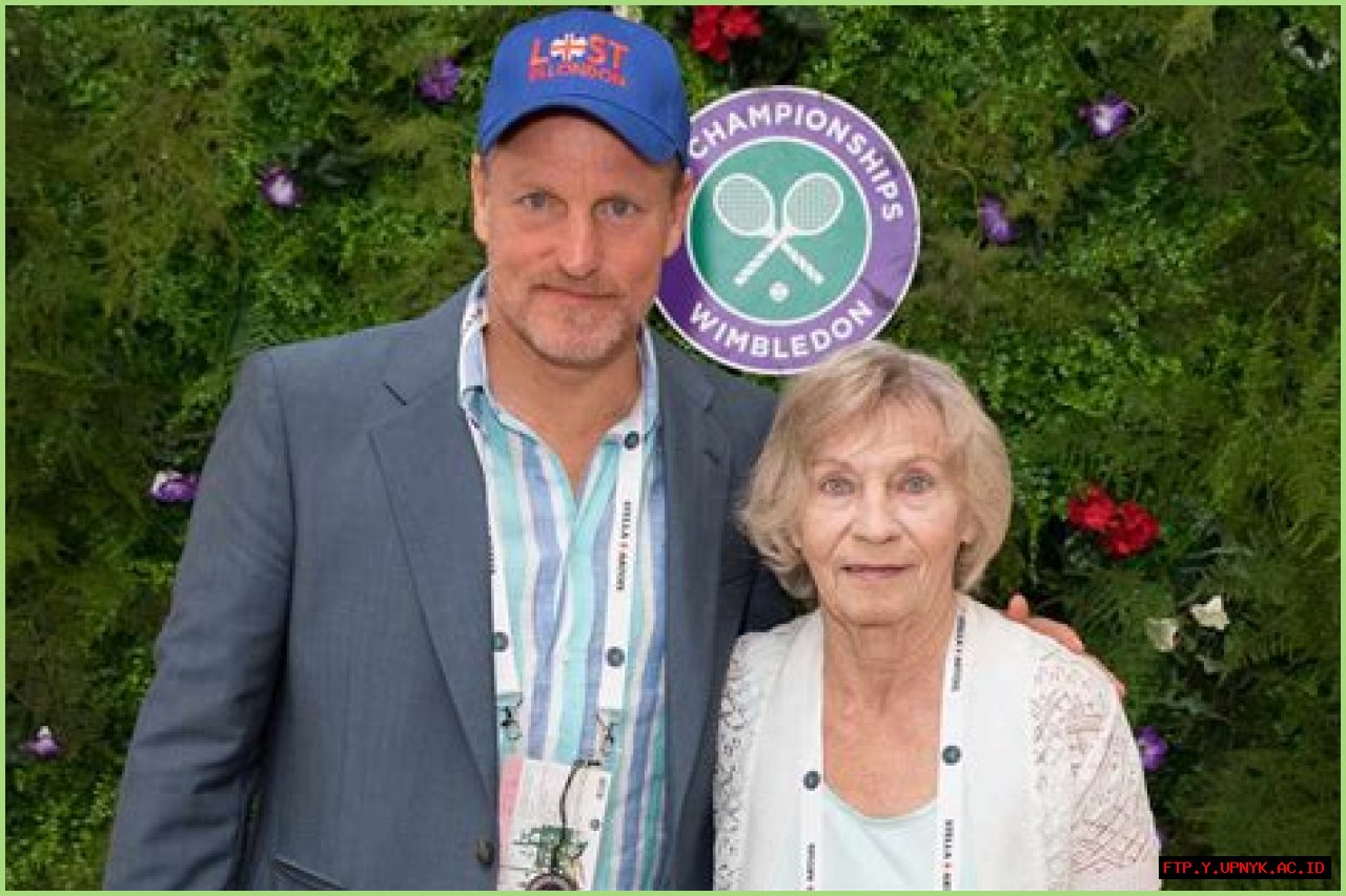 Who Is The Mother Of Woody Harrelson? - Uncover The Family Lineage