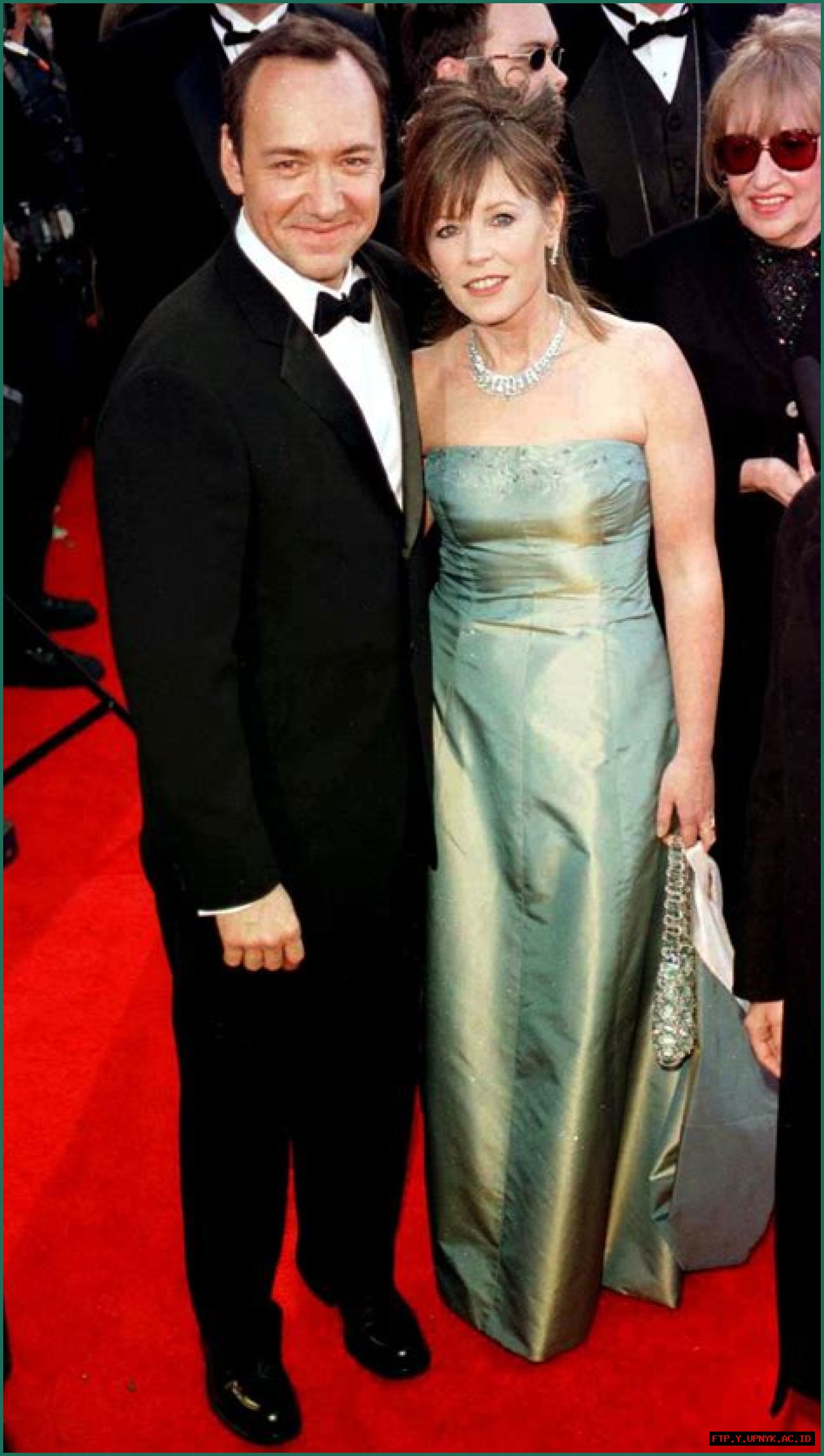 Who's Kevin Spacey's Wife? Everything You Need To Know