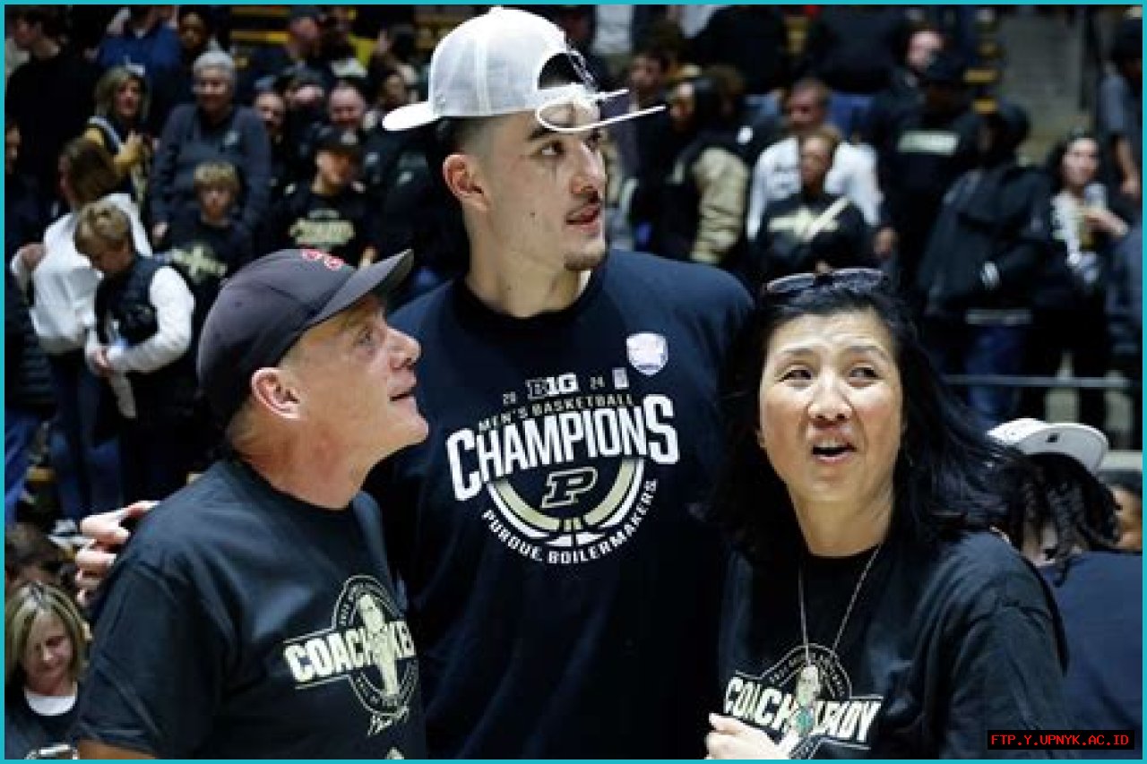 Zach Edey's Family Ties: Exploring The Sibling Bond